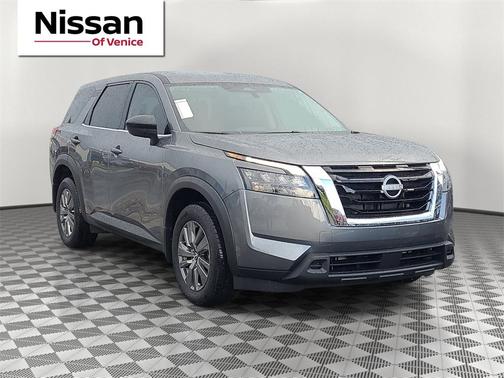 2025 Nissan Pathfinder S