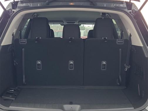 2025 Nissan Pathfinder S