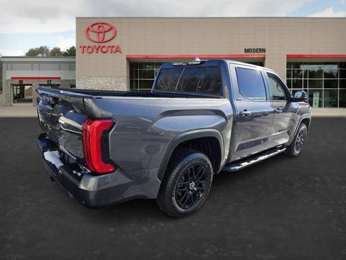 2024 Toyota Tundra Hybrid Limited