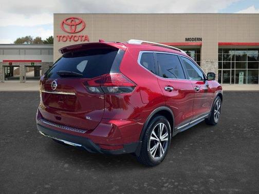 Palatial Ruby 2017 Nissan Rogue SL