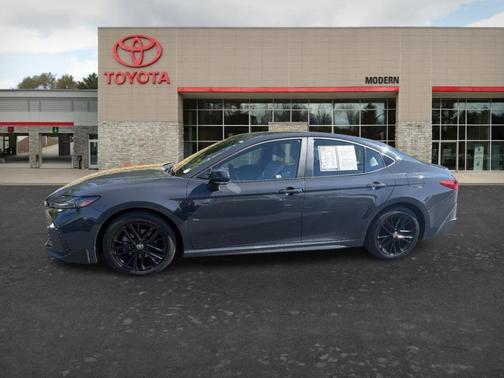 Black 2025 Toyota Camry XSE