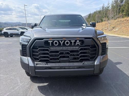 2025 Toyota Tundra Hybrid TRD Pro