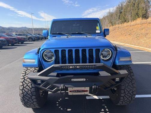 2022 Jeep Gladiator Overland