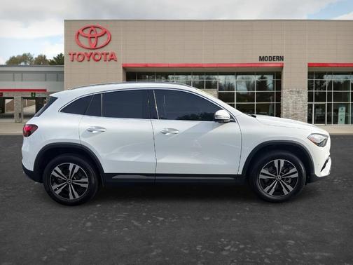 White 2026 Mercedes-Benz GLA 250 Base 4MATIC