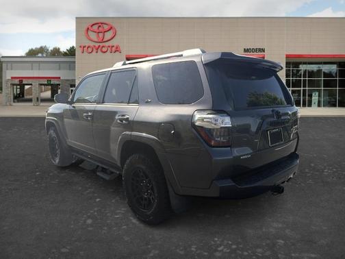 Gray 2018 Toyota 4Runner SR5 Premium