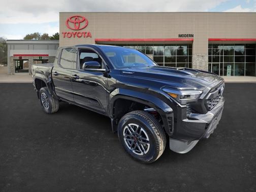 2025 Toyota Tacoma Hybrid TRD Sport