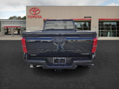 2025 Toyota Tacoma Hybrid TRD Sport