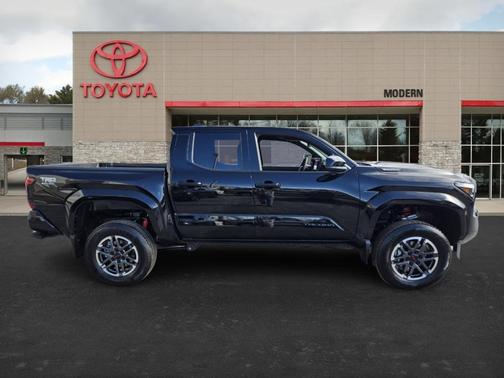 2025 Toyota Tacoma Hybrid TRD Sport