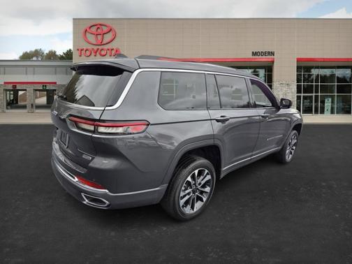 2023 Jeep Grand Cherokee L Overland