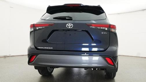 2026 Toyota Highlander Hybrid Limited