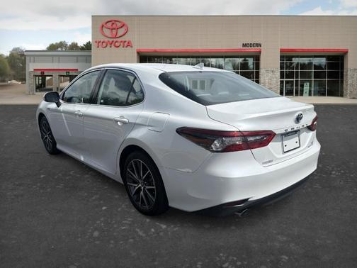 Red 2021 Toyota Camry Hybrid XLE