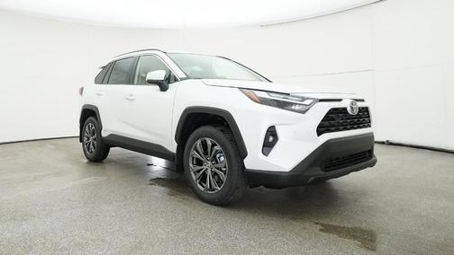 2025 Toyota RAV4 Hybrid XLE Premium
