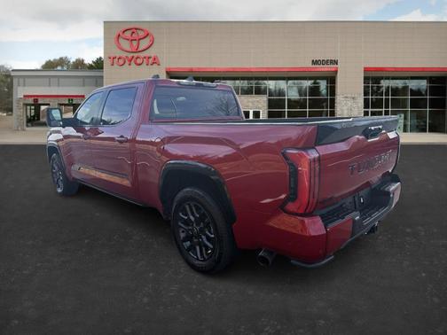 2025 Toyota Tundra Platinum