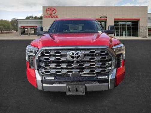 2025 Toyota Tundra Platinum