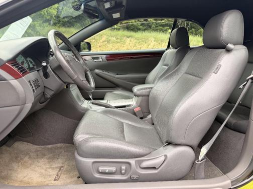 Black 2005 Toyota Camry Solara SLE
