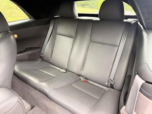 Black 2005 Toyota Camry Solara SLE