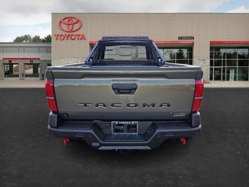 2025 Toyota Tacoma Hybrid Trailhunter