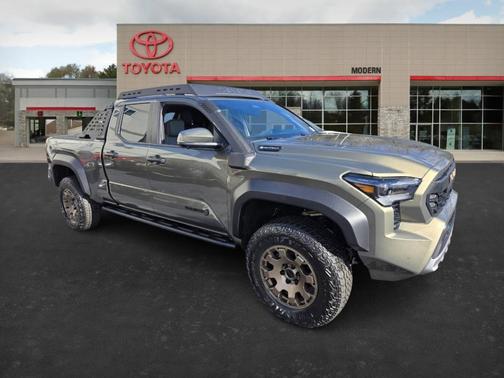 2025 Toyota Tacoma Hybrid Trailhunter