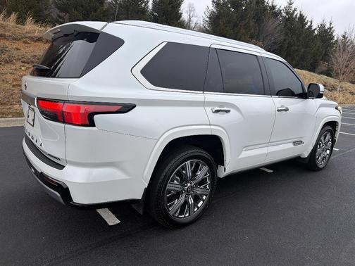 2025 Toyota Sequoia Capstone