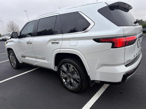 2025 Toyota Sequoia Capstone