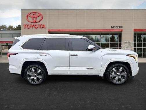 2025 Toyota Sequoia Capstone