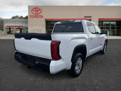 White 2025 Toyota Tundra SR5