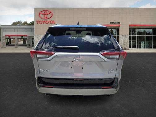 2025 Toyota RAV4 Hybrid XSE