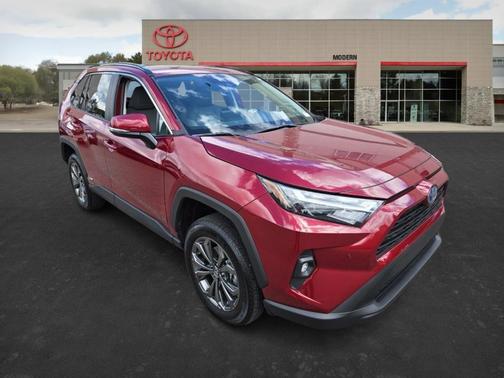 2024 Toyota RAV4 Hybrid XLE Premium