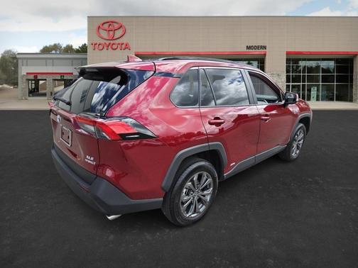 2024 Toyota RAV4 Hybrid XLE Premium
