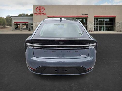 2025 Toyota Prius Plug-In Hybrid XSE
