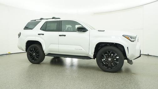 2026 Toyota 4Runner Hybrid Platinum