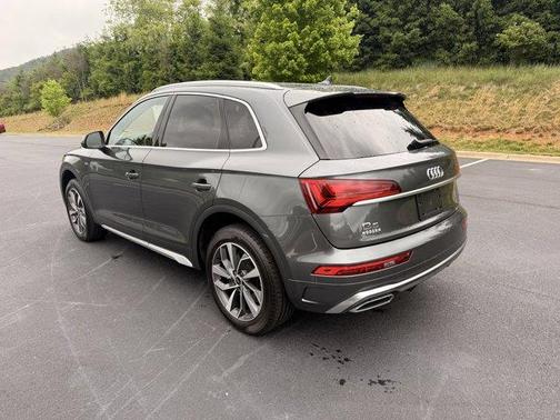Daytona Gray Pearl Effect 2023 Audi Q5 45 S line Premium Plus