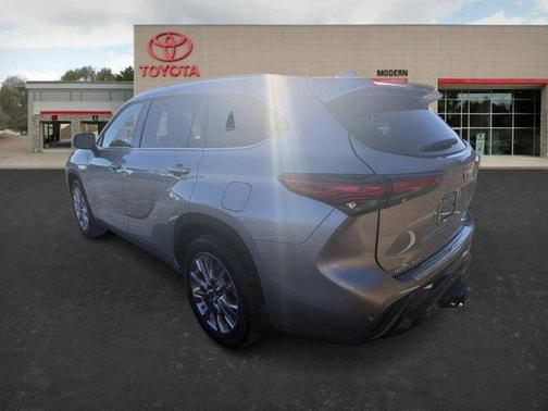 2023 Toyota Highlander Hybrid Limited