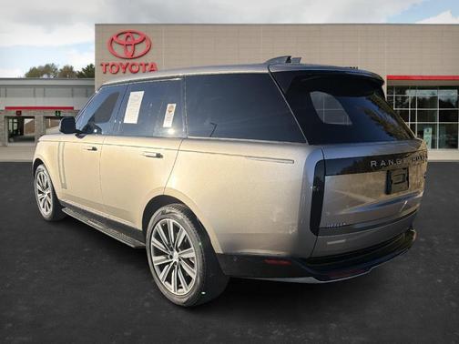 2023 Land Rover Range Rover P400 SE