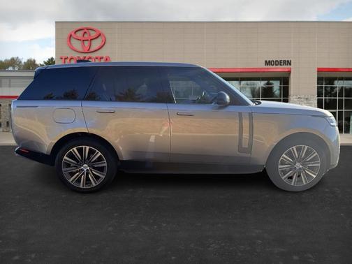 2023 Land Rover Range Rover P400 SE