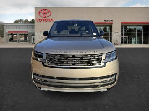 2023 Land Rover Range Rover P400 SE