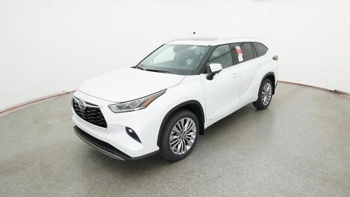 White 2026 Toyota Highlander Hybrid Platinum