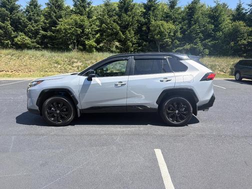 Silver 2024 Toyota RAV4 Hybrid XSE