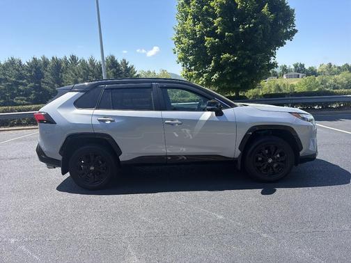 Silver 2024 Toyota RAV4 Hybrid XSE