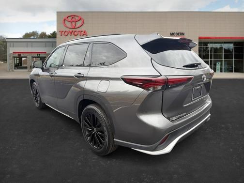 2024 Toyota Highlander XSE
