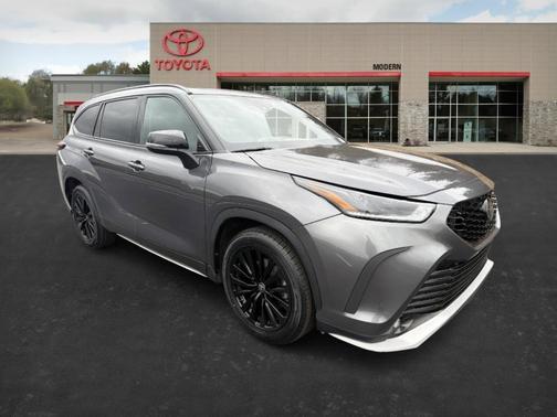 2024 Toyota Highlander XSE