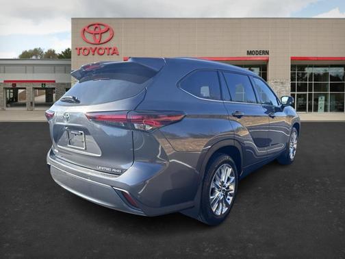 2025 Toyota Highlander Limited