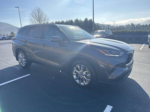 2025 Toyota Highlander Limited