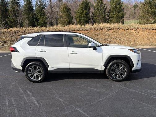 2023 Toyota RAV4 Hybrid XLE Premium