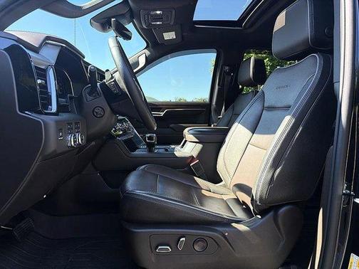 Black 2023 GMC Sierra 1500 Denali
