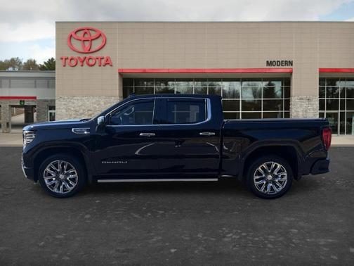 Black 2023 GMC Sierra 1500 Denali