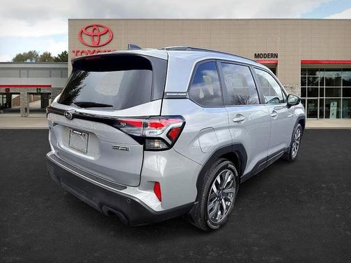 2025 Subaru Forester Hybrid Touring