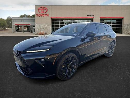 2025 Toyota Crown Signia LIMITED