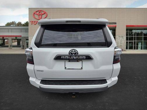 2023 Toyota 4Runner TRD Off Road