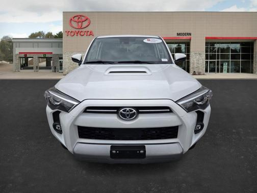 2023 Toyota 4Runner TRD Off Road